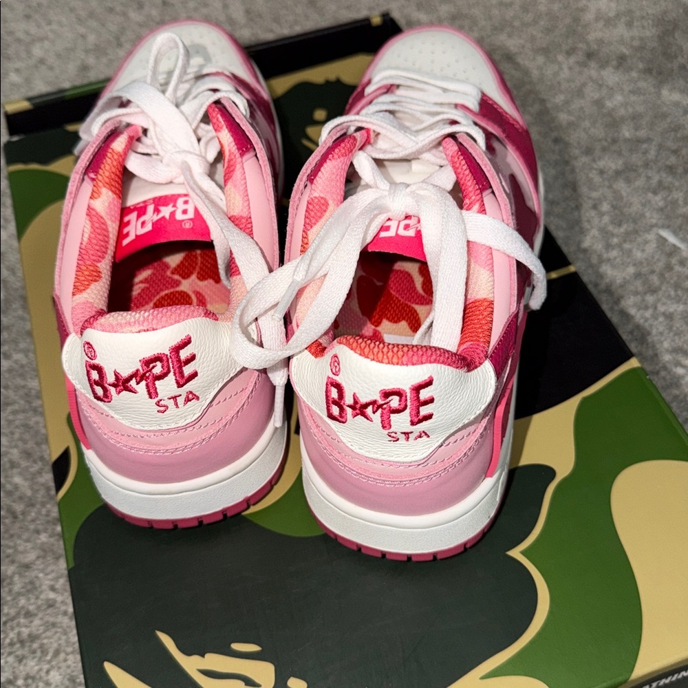 BAPE - Picture 4 of 5